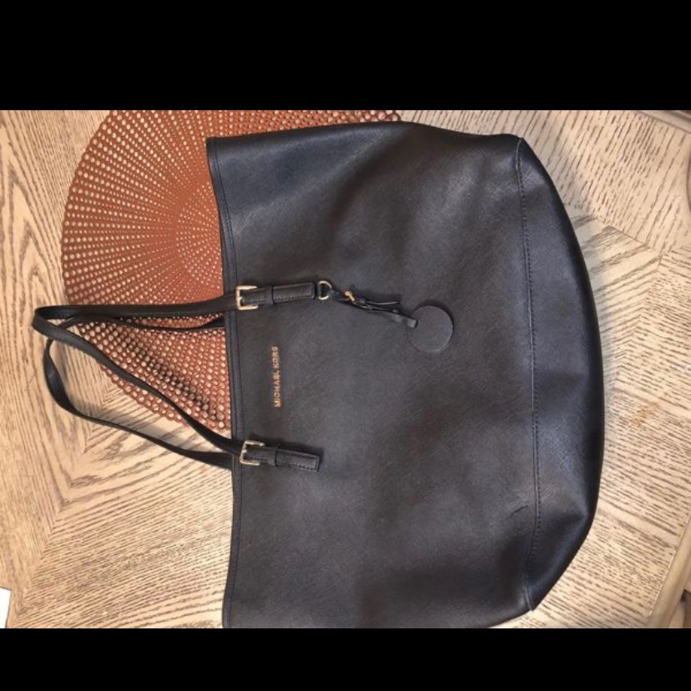 Michael kors tote